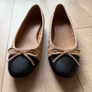 Tahari Tan and Black Bow Flats
